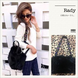 レディー(Rady)のRady♡スタッズショルダーファーバッグ(ショルダーバッグ)