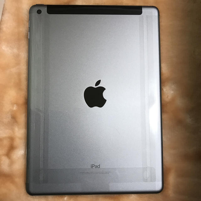 本物保証新品 iPad - SIMフリー iPad 第6世代 32GB グレー au 一括購入 未使用の通販 by るく's shop｜アイパッドならラクマ 大得価