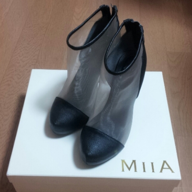 MIIA(ミーア)のMIIA  メッシュブーティー レディースの靴/シューズ(ハイヒール/パンプス)の商品写真
