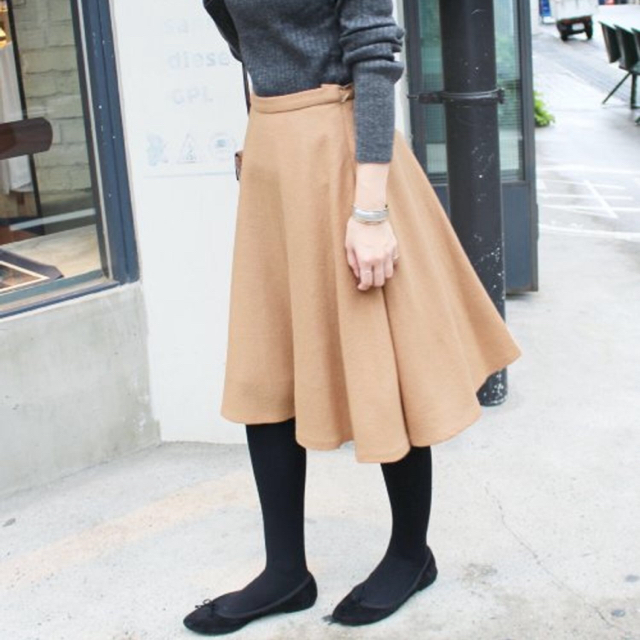 IENA(イエナ)のイエナ スローブ スカート レディースのスカート(ひざ丈スカート)の商品写真