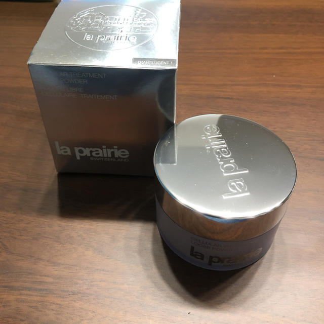 La Prairie(ラプレリー)のラ・プレリー    トランスルーセントパウダー コスメ/美容のベースメイク/化粧品(フェイスパウダー)の商品写真