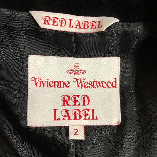 Vivienne Westwood(ヴィヴィアンウエストウッド)のヒー様専用☆ヴィヴィアンウエストウッド☆ベルベット襟チェスターコート レディースのジャケット/アウター(チェスターコート)の商品写真