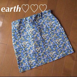 アースミュージックアンドエコロジー(earth music & ecology)のearth♡花柄スカート(ミニスカート)