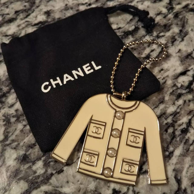 新品✴︎CHANELシャネル ジャケット キーホルダー ノベルティー 非売品レア