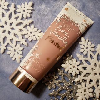 ヴィクトリアズシークレット(Victoria's Secret)の新作限定!ヴィクトリアシークレット☆Bare Vanilla Frosted(ボディローション/ミルク)