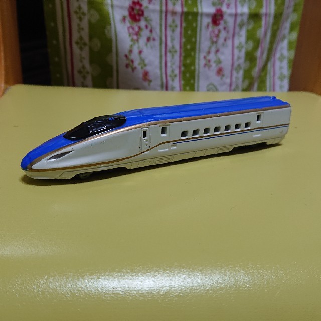 Takara Tomy(タカラトミー)のロングトミカ新幹線 かがやき キッズ/ベビー/マタニティのおもちゃ(電車のおもちゃ/車)の商品写真