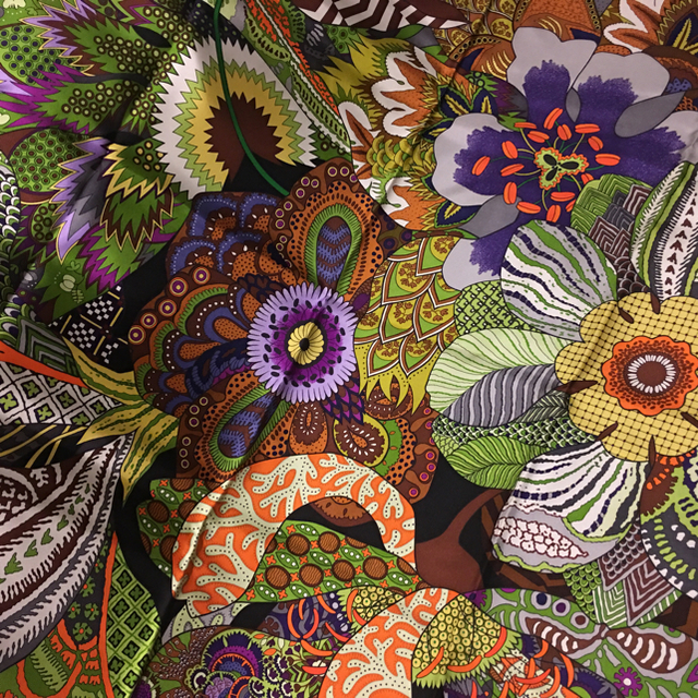 Hermes - 新品✴︎エルメス シルク スカーフ カレ 90 インドの花 完売