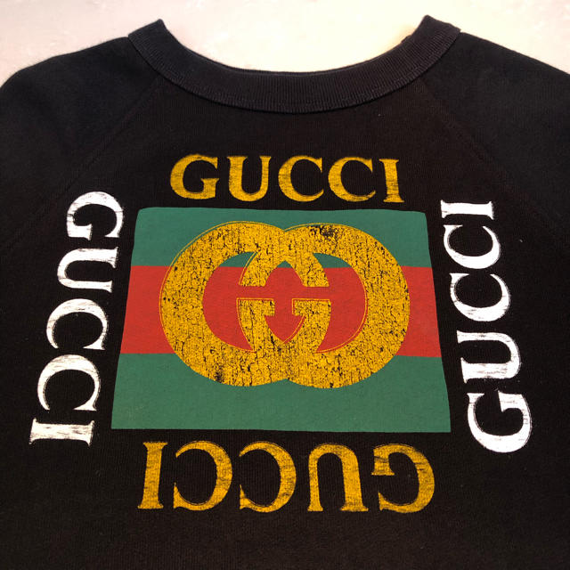 Gucci(グッチ)のグッチ キッズ☆ロゴスウェット☆size4 キッズ/ベビー/マタニティのキッズ服男の子用(90cm~)(Tシャツ/カットソー)の商品写真