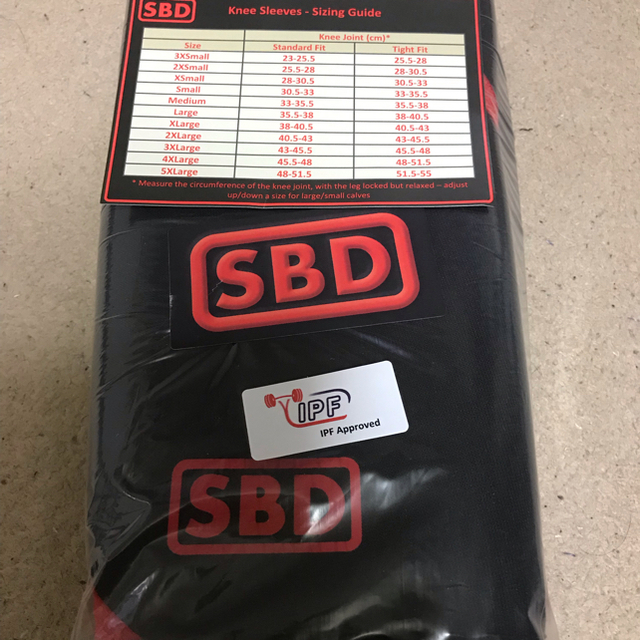 SBD ニースリーブ L スポーツ/アウトドアのトレーニング/エクササイズ(トレーニング用品)の商品写真