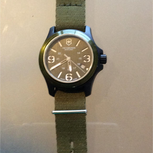 VICTORINOX(ビクトリノックス)のビクトリノックス　腕時計　オリジナル　241514 メンズの時計(腕時計(アナログ))の商品写真