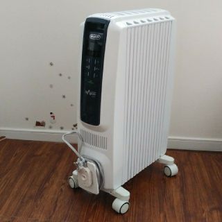 デロンギ(DeLonghi)の美品 デロンギ オイルヒーター(オイルヒーター)