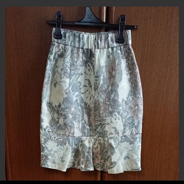 GRACE CONTINENTAL(グレースコンチネンタル)のDiagram GRACE CONTINENTAL スカート レディースのスカート(ひざ丈スカート)の商品写真