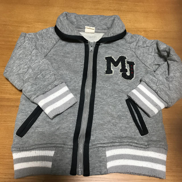 mou jon jon(ムージョンジョン)のムージョンジョン トレーナーブルゾン 95センチ キッズ/ベビー/マタニティのキッズ服男の子用(90cm~)(ジャケット/上着)の商品写真