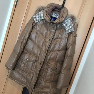 バーバリーブルーレーベル(BURBERRY BLUE LABEL)の♡美品バーバリーブルーレーベル キャメル  ダウンジャケット 38(ダウンジャケット)