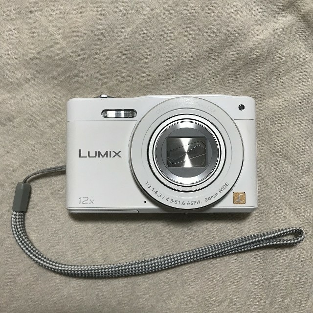 コンパクトデジタルカメラPanasonic LUMIX DMC-SZ8