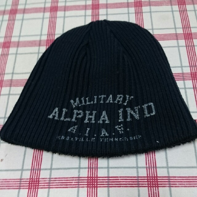 ALPHA INDUSTRIES(アルファインダストリーズ)のALPHA IND ニット帽 メンズの帽子(ニット帽/ビーニー)の商品写真