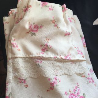 たま様専用 薔薇柄 カーテン ２枚組(カーテン)