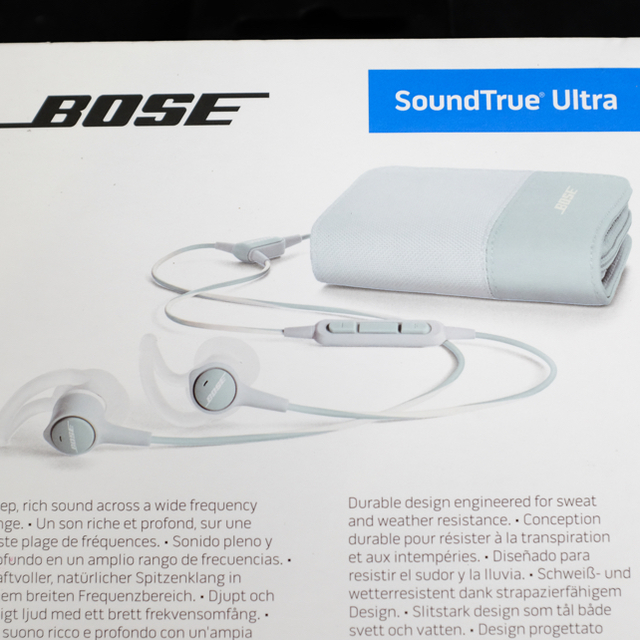 BOSE(ボーズ)のBose sound true ultra スマホ/家電/カメラのオーディオ機器(ヘッドフォン/イヤフォン)の商品写真