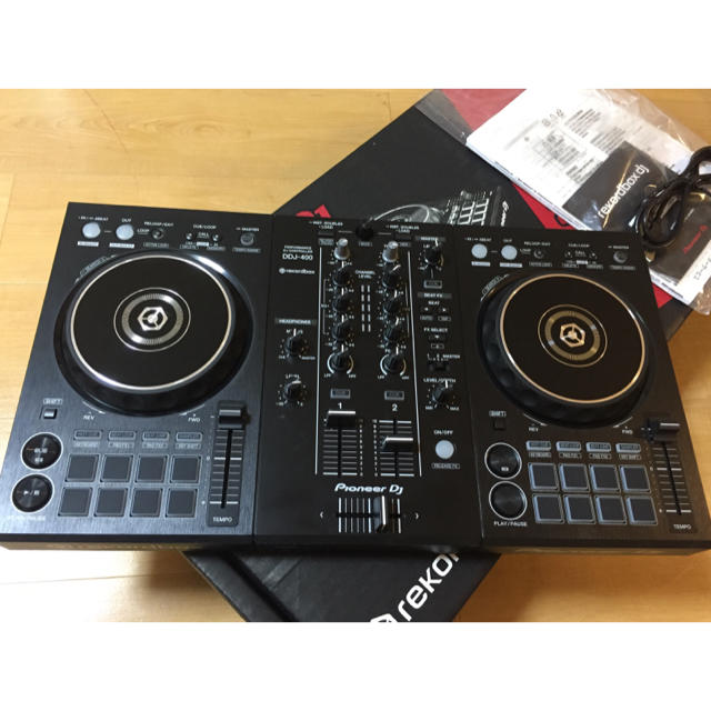 Pioneer(パイオニア)のPioneer DDJ-400 楽器のDJ機器(DJコントローラー)の商品写真