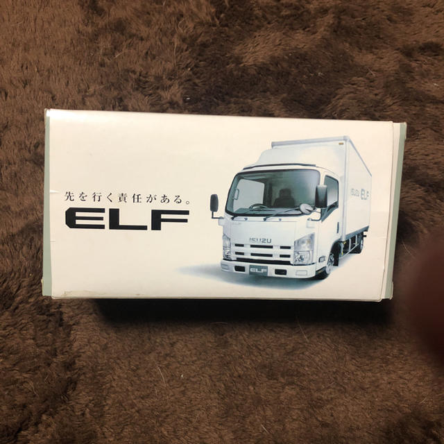 いすゞ(イスズ)の(非売品) ISUZU ELF エンタメ/ホビーのおもちゃ/ぬいぐるみ(ミニカー)の商品写真