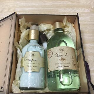 サボン(SABON)の【期限切】SABON ボディローション&シャワーオイルセット(ボディローション/ミルク)