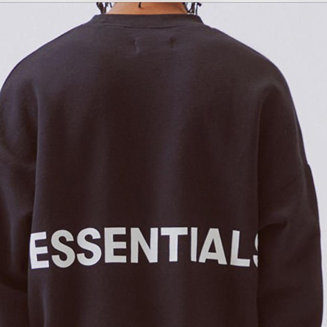 ESSENTIALS.fearofgodブラックプルオーバースエット-