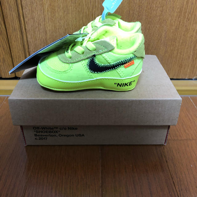 NIKE(ナイキ)の国内正規 Nike the 10 air force 1 off white キッズ/ベビー/マタニティのベビー靴/シューズ(~14cm)(スニーカー)の商品写真