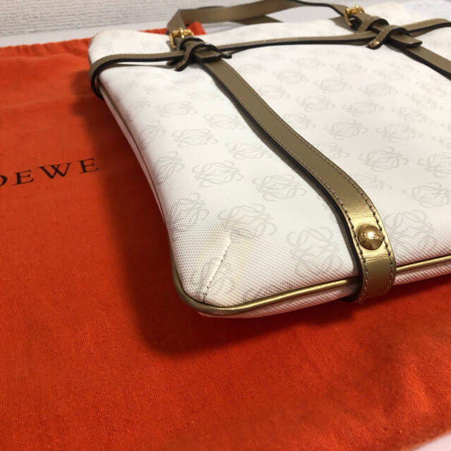LOEWE(ロエベ)のLOEWE トートバック レディースのバッグ(トートバッグ)の商品写真