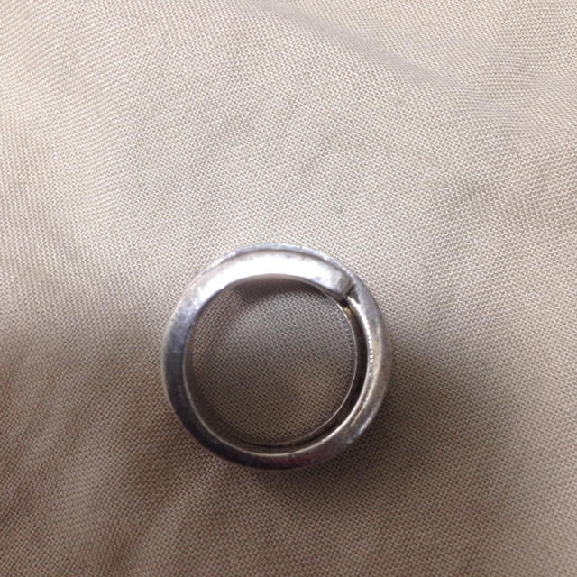 グッチ スネークリング 指輪