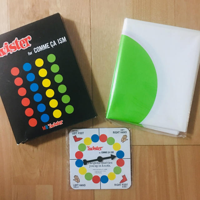 COMME CA ISM(コムサイズム)の非売品★未使用★Twister ツイスター ゲーム 玩具 コムサイズム  エンタメ/ホビーのテーブルゲーム/ホビー(人生ゲーム)の商品写真