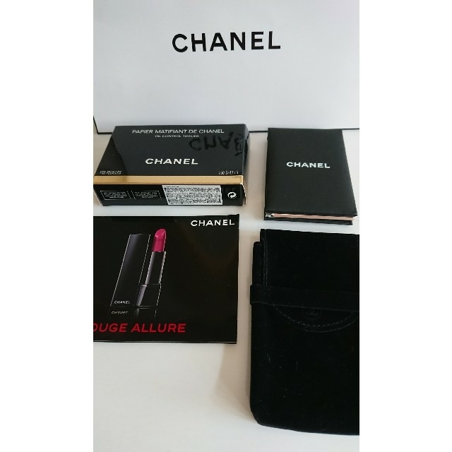 CHANEL - 【未使用】シャネル CHANEL オイルコントロールペーパー 口紅サンプル付きの通販 by malika's shop