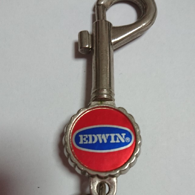 EDWIN(エドウィン)の『EDWIN』王冠モチーフのキーホルダー🔑🗝️ メンズのファッション小物(キーホルダー)の商品写真