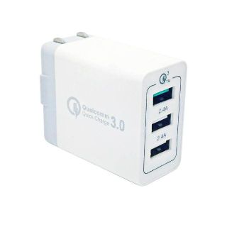 ☆急速充電ポート付☆3ポート USB電源アダプター(バッテリー/充電器)