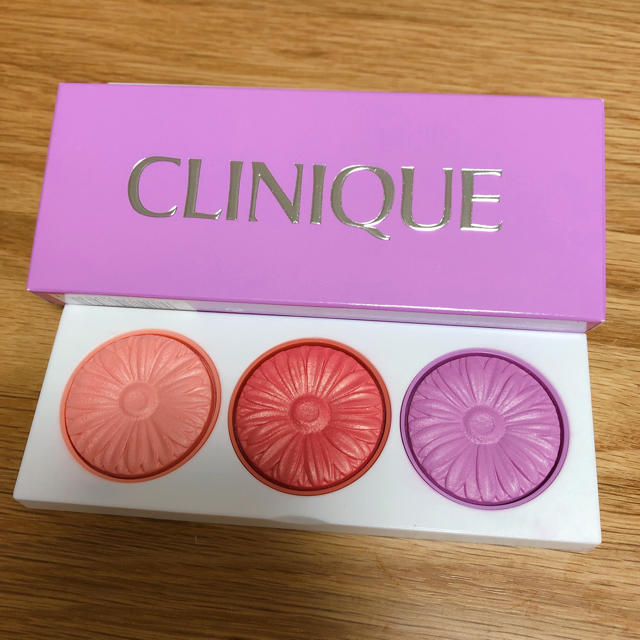CLINIQUE(クリニーク)の【限定】CLINIQUE チークポップパレット コスメ/美容のベースメイク/化粧品(チーク)の商品写真
