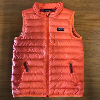 パタゴニア(patagonia)のpatagonia kids ダウンベスト 新品未使用タグ付(ジャケット/上着)