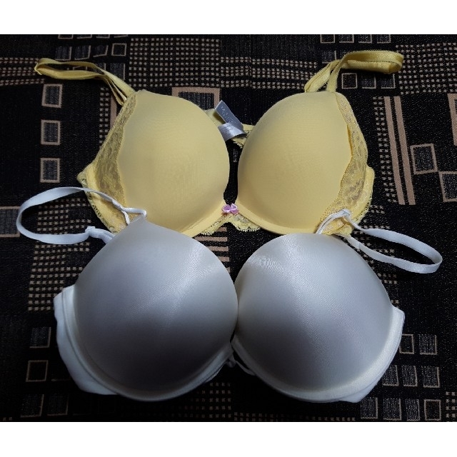 Victoria's Secret(ヴィクトリアズシークレット)の【未使用下着】海1107様専用VICTORIA'S SECRET レディースの下着/アンダーウェア(ブラ)の商品写真