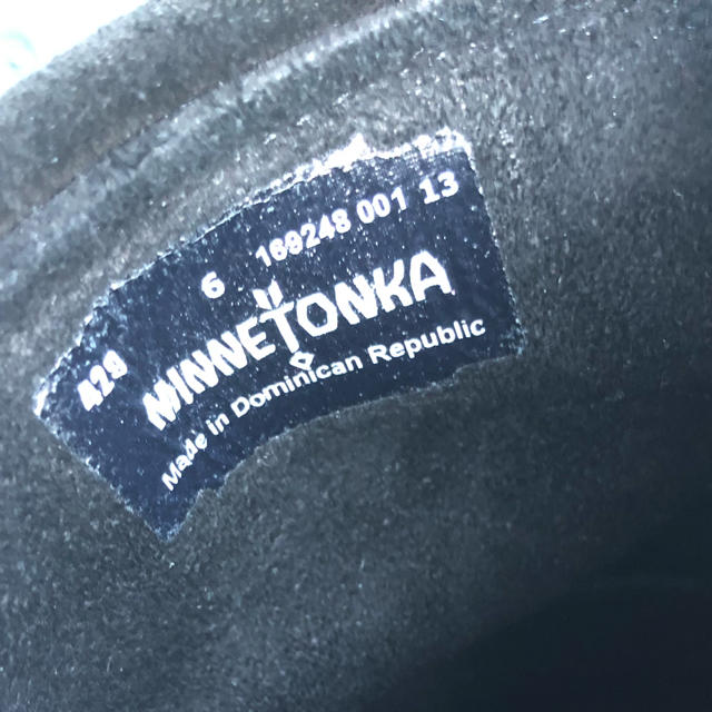 Minnetonka ブーツ MINNETONKA US6の通販 by 珠月｜ミネトンカならラクマ - ミネトンカ フリンジ 在庫あ低価
