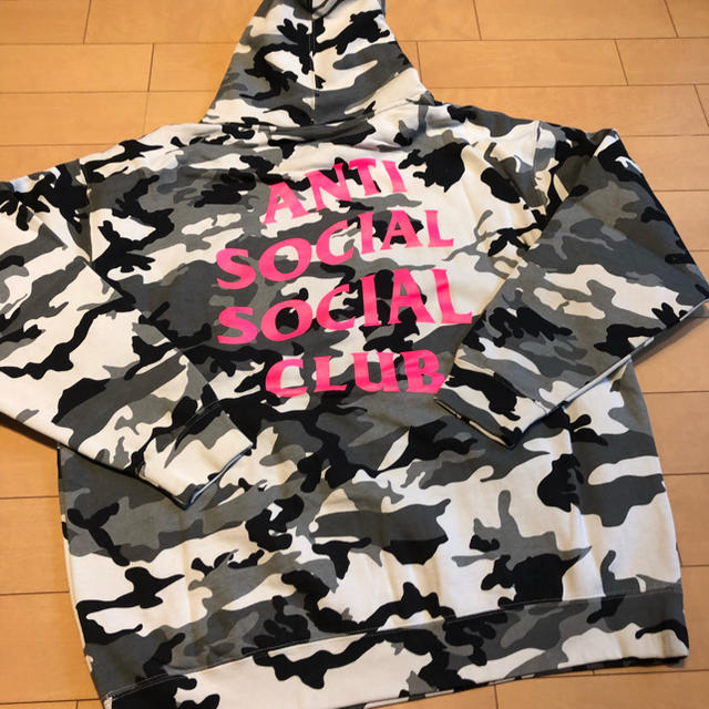 Supreme(シュプリーム)のanti  social  asscパーカーXXL バレンシアガ supreme メンズのトップス(パーカー)の商品写真