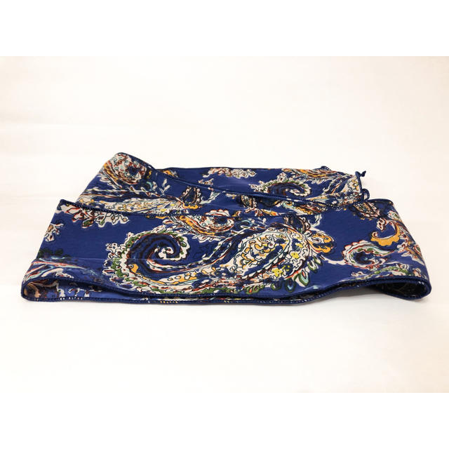 【新品未使用】スカーフ レディースのファッション小物(バンダナ/スカーフ)の商品写真