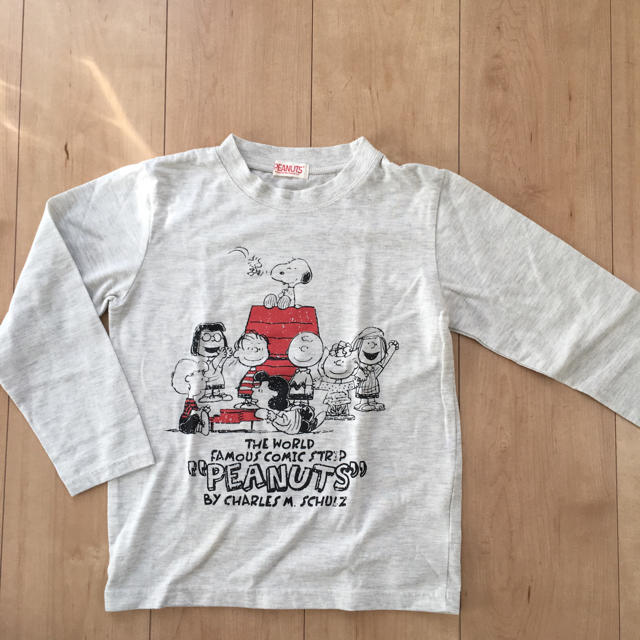 SNOOPY(スヌーピー)の良品 スヌーピー ロンT 130 キッズ/ベビー/マタニティのキッズ服女の子用(90cm~)(Tシャツ/カットソー)の商品写真