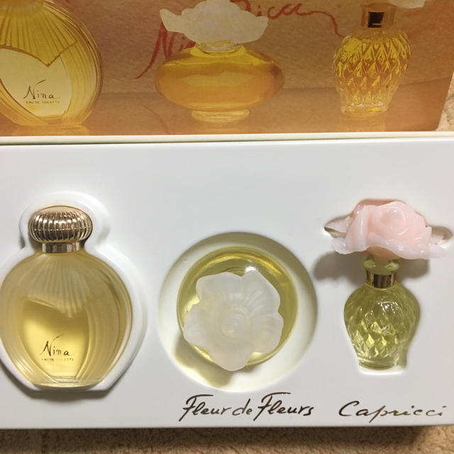 NINA RICCI - ニナリッチ ミニ 香水 セット パフューム オードトワレ の通販 by SAKURA｜ニナリッチならラクマ