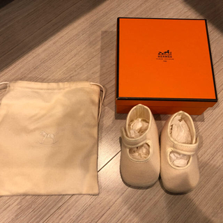 エルメス(Hermes)のHERMES ファーストシューズ(フラットシューズ)