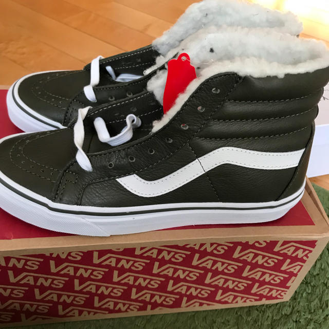 VANS(ヴァンズ)のVANS ボアスニーカー 23.5センチ 未使用品 レディースの靴/シューズ(スニーカー)の商品写真