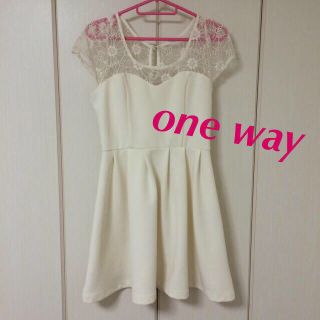 ワンウェイ(one*way)の愛されデート服♡デコルテ透けワンピ(ミニワンピース)