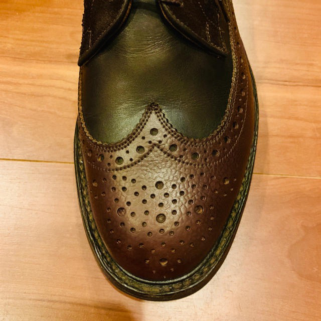 Trickers(トリッカーズ)の【期間限定値下げ】トリッカーズ　ロングウイングチップ 別注シューズ 8.5E メンズの靴/シューズ(ドレス/ビジネス)の商品写真