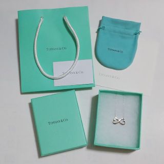 ティファニー(Tiffany & Co.)のティファニー ネックレス
ダブルラビングハート(ネックレス)