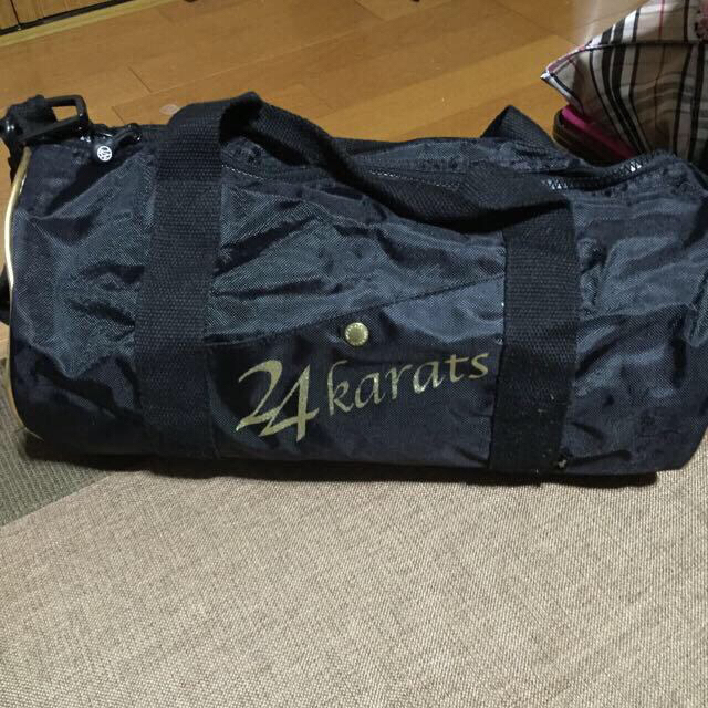 24karats(トゥエンティーフォーカラッツ)の24karats☆ショルダーバック レディースのバッグ(ショルダーバッグ)の商品写真