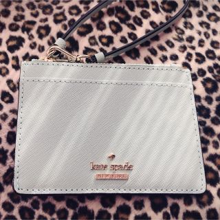 ケイトスペードニューヨーク(kate spade new york)のカードケース(名刺入れ/定期入れ)