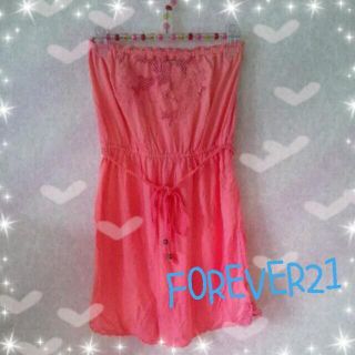 フォーエバートゥエンティーワン(FOREVER 21)の♡ベアトップワンピ♡お泊まりポーチ(ベアトップ/チューブトップ)