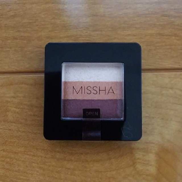 MISSHA(ミシャ)のMISSHA ミシャ アイシャドウ Ｎｏ5 ヴィンテージプラム コスメ/美容のベースメイク/化粧品(アイシャドウ)の商品写真